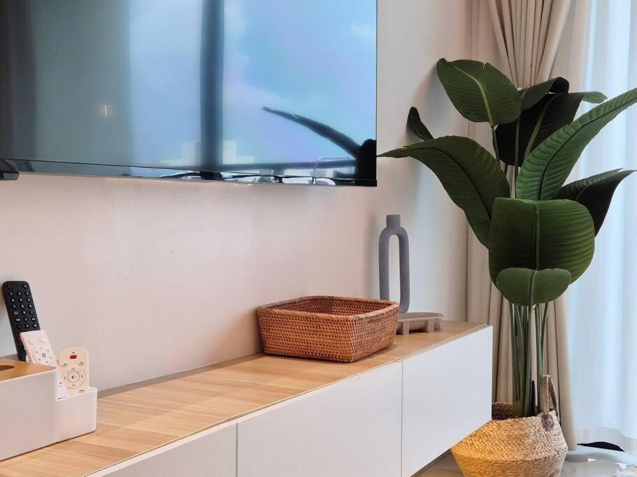 Park Bright & High Floor 2 4 Pax Johor Bahru