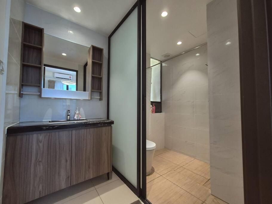 Park Bright & High Floor 2 4 Pax * Johor Bahru